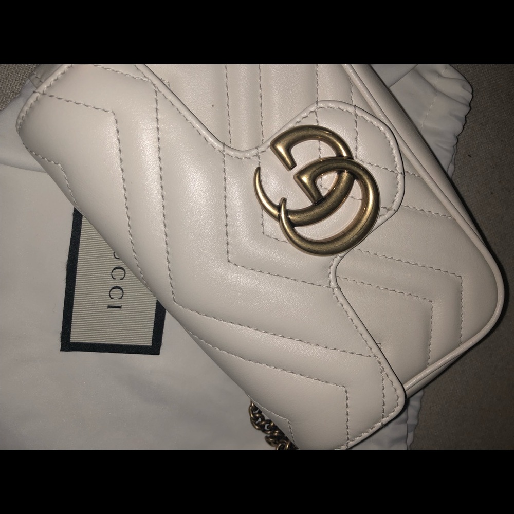 Gucci gg marmont supermini quilted shoulder bag